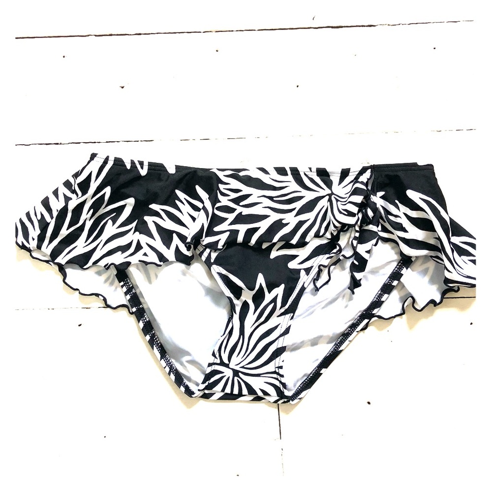 Waterpro ruffle swim bottoms